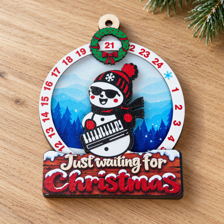 Snowman Keyboard wooden Christmas countdown with the numbered ring and illustrated winter details