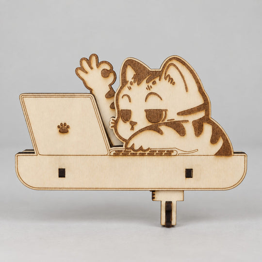 Waving Cat Wooden Desk Model Kit