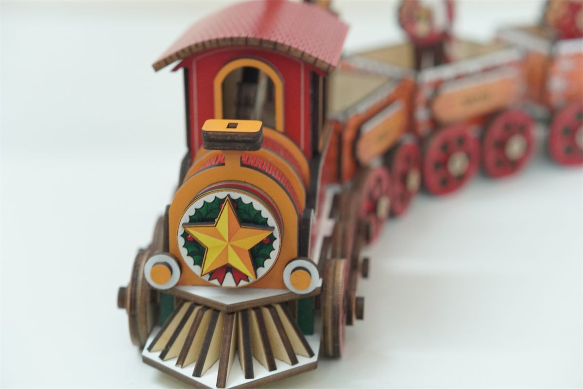 Personalized Christmas Family Wooden Train DIY Kit customer review photo 5