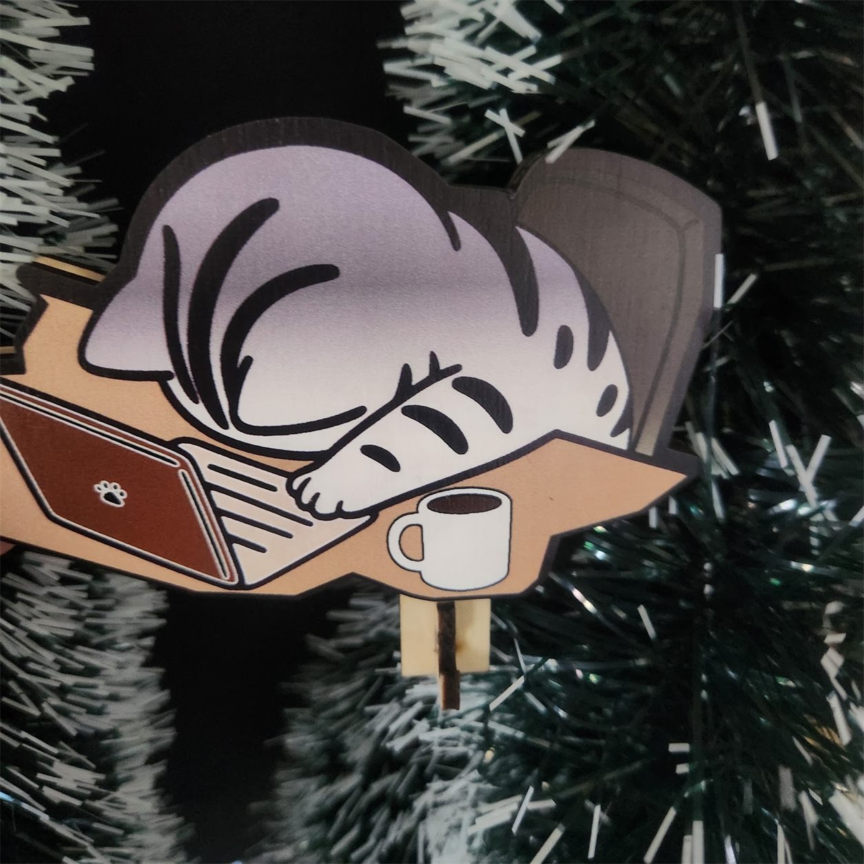 Sleepy Gray Tabby Wooden Key Holder customer review photo