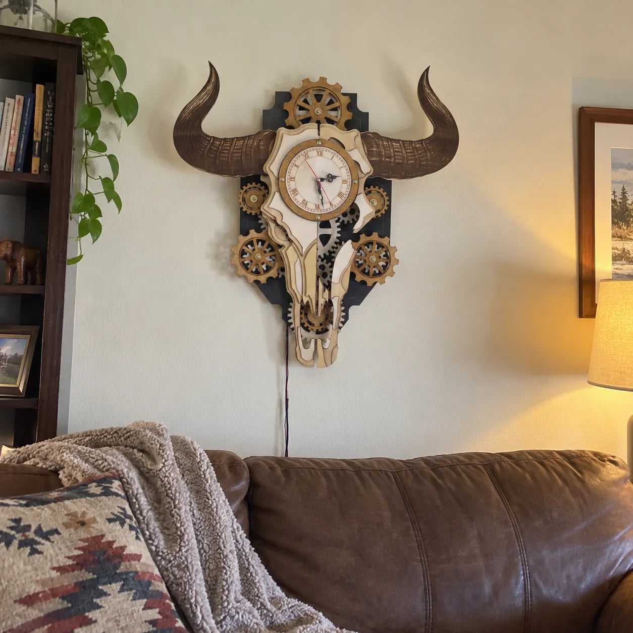 Wooden Bull Skull Gear Clock Kit — photo from the review gallery